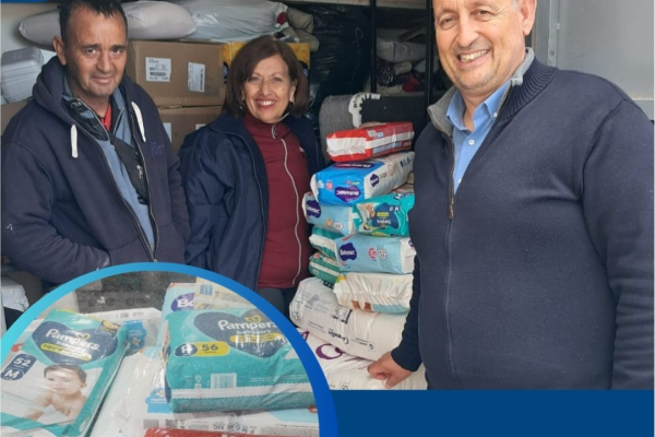Entrega de pañales a Cáritas de la Parroquia San José Obrero